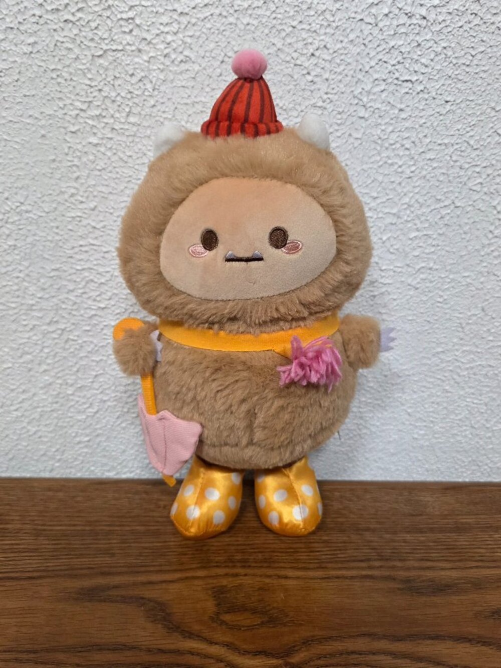 Plush Autumn Hank Yeti Midi Mochi 10" Stuffed Animal by Smoko